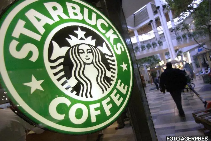 Starbucks, condamnată să plătească 50 de milioane de dolari pentru o cafea prea fierbinte