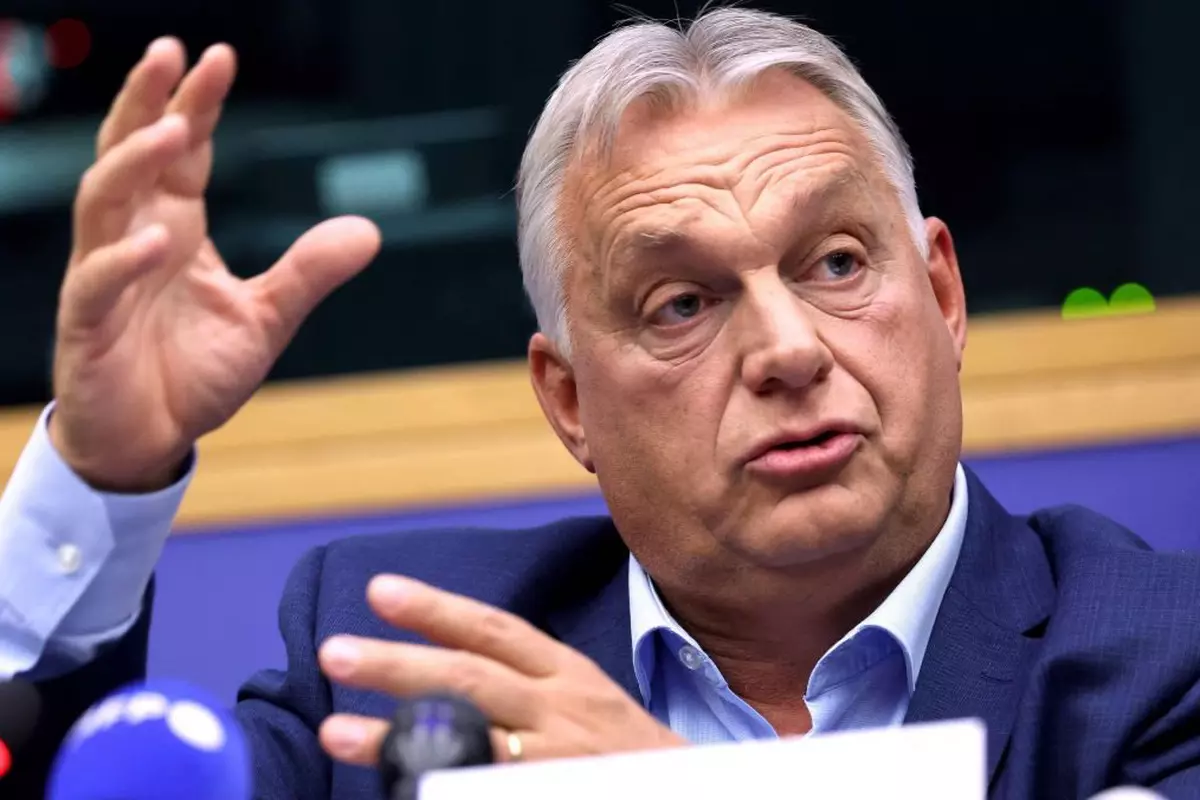 Viktor Orban şi-a menţinut ameninţarea de a bloca reînnoirea sancţiunilor europene împotriva Rusiei: „Este (…)