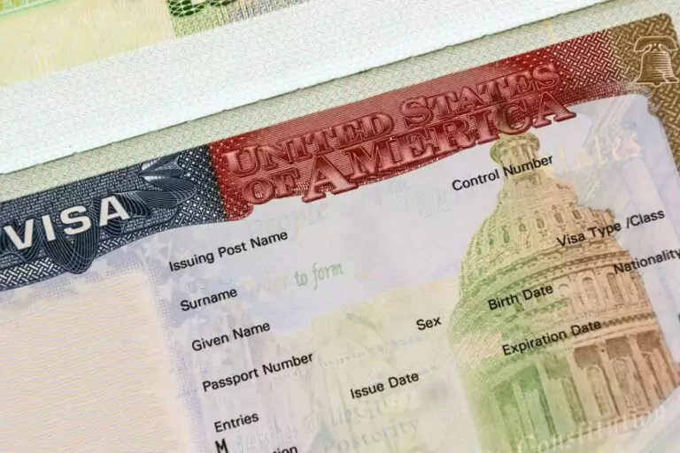 Departamentul pentru Securitate Internă al SUA confirmă amânarea programului Visa Waiver în cazul României