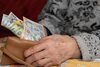 Pensionarii din România care vor primi 720 de lei în plus de la 1 ianuarie 2025. Cui i se va mări pensia, de fapt