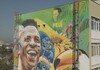 Cea mai mare pictură murală din Bucureşti, realizată de un brazilian. Vincius, starul lui Real Madrid, personajul (…)