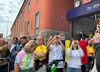 „Tricolorii” au descins în Munchen! Întâmpinați de zeci de români cu urale și cântece + Imagini elocvente cu Edi (...)