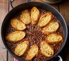 Supa franțuzească de ceapă caramelizată, cu crutoane cu brânză și muștar - rețeta lui Jamie Oliver. Este ideală în (…)