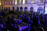 Poliţia Capitalei dezminte informaţiile potrivit cărora ‘sunt reţinuţi oameni pe bandă rulantă’ la secţii