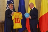 Mesajul lui Hagi după ce a fost decorat de Ilie Bolojan. Ce au scris în social media Nadia Comăneci şi Gabi Balint