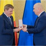 Nume mari din sportul românesc, alături de Gheorghe Hagi la ceremonia de la Cotroceni. Printre ele: Nadia Comăneci, (…)