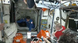 Capsula care îi aduce acasă pe astronauții blocați de 9 luni pe orbită a ajuns pe ISS: „Mă bucur să îi văd pe (…)