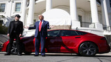 Trump a făcut reclamă maşinilor Tesla mai ceva decât un dealer auto. Preşedintele SUA a dat 88.000 de dolari pe un (…)