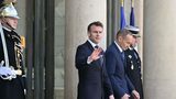 Franța și Canada așteaptă „angajamente clare” din partea RUSIEI /Macron vrea descurajarea agresiunilor ruse și (…)