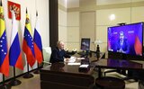 Vladimir Putin şi Nicolas Maduro doresc extinderea cooperării între ţările lor, în special în sectorul energetic / (…)