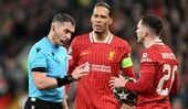 Virgil van Dijk „a luat foc”, după o decizie a lui Istvan Kovacs. Starul lui Liverpool, discuţie aprinsă cu arbitrul (…)